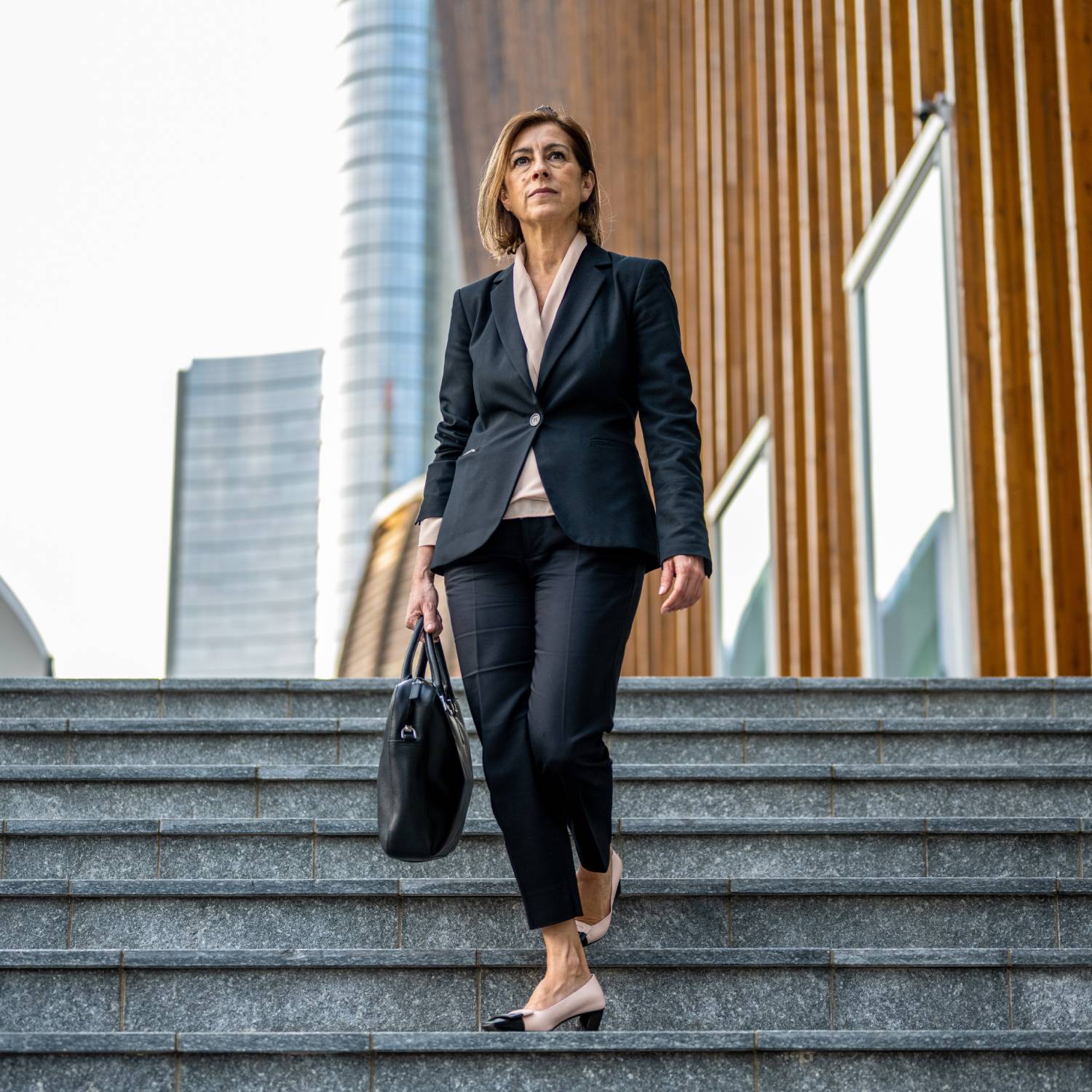 Reasons Every Working Woman Should Invest in a Quality Bag